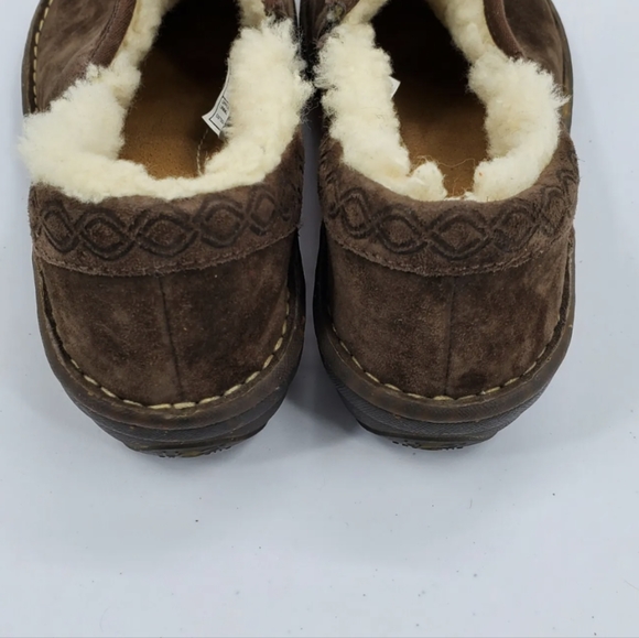 Ugg Bettey 1757 Brown Suede Shearling women’s 10 11 bootie Shoe Loafer - Picture 3 of 6